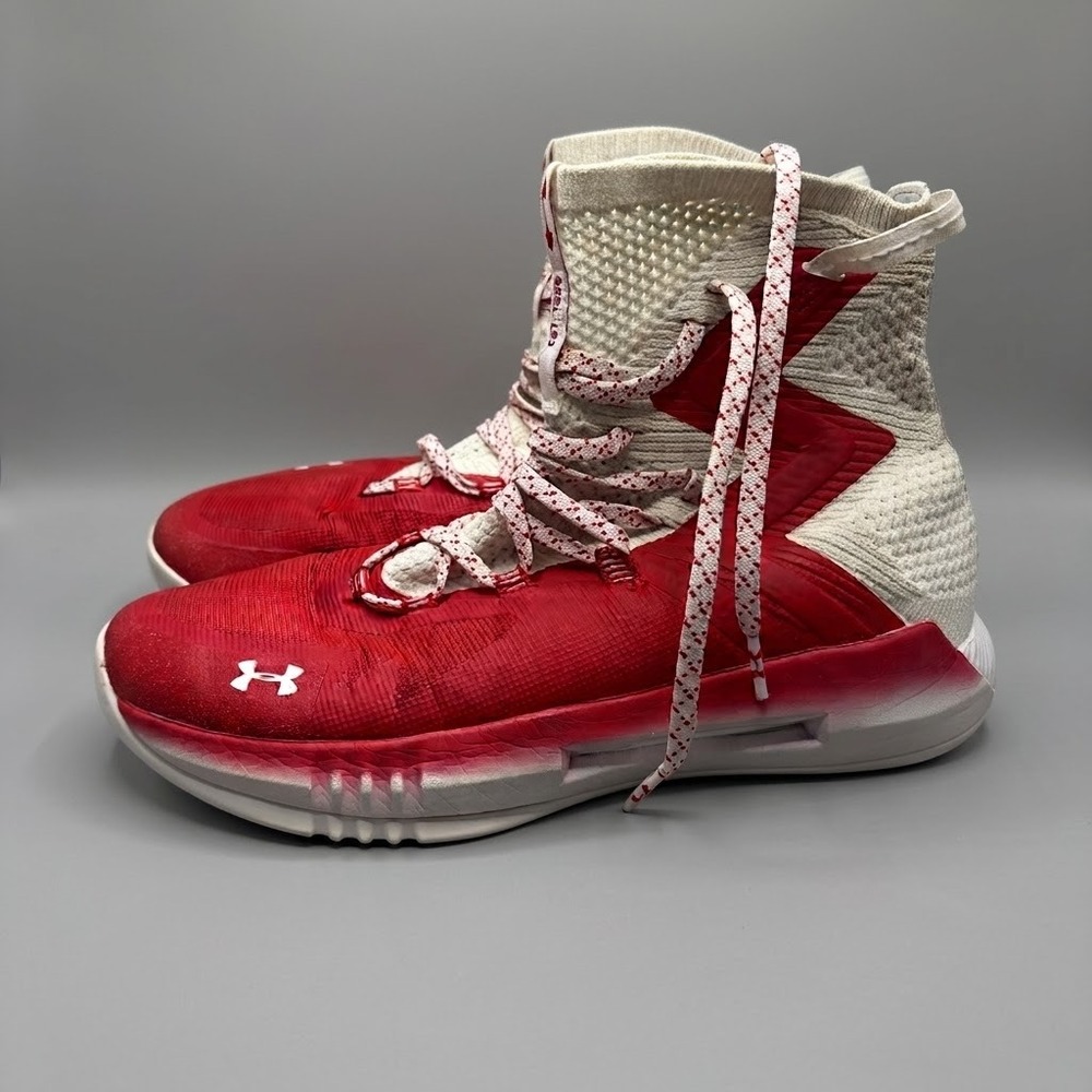 Under Armour Highlight Ace 2.0 Red White Volleyball Shoes 3021376-601 Womens 9.5